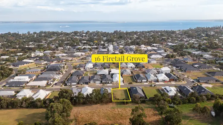 16 Firetail Grove, Cowes VIC 3922