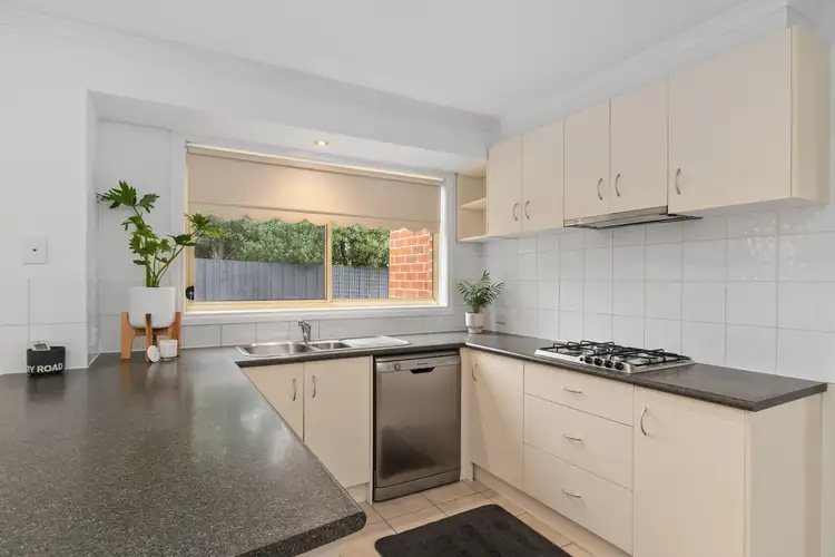 Sixth view of Homely unit listing, 3/25 Bayvista Rise, Somerville VIC 3912