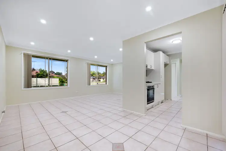 Fourth view of Homely house listing, 2 Kiora Court, Prestons NSW 2170