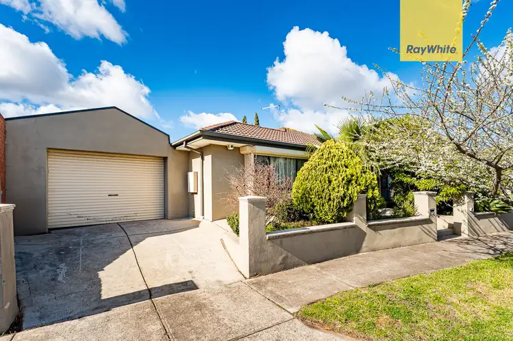 Main view of Homely house listing, 48 Moonstone Circuit, St Albans VIC 3021