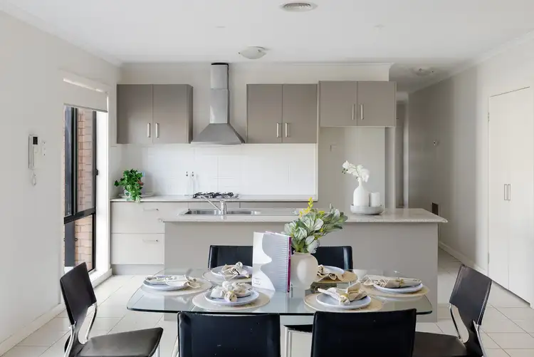 Fourth view of Homely house listing, 17 Clematis Crescent, Manor Lakes VIC 3024