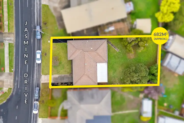 Second view of Homely house listing, 3 Jasmine Drive, Delacombe VIC 3356