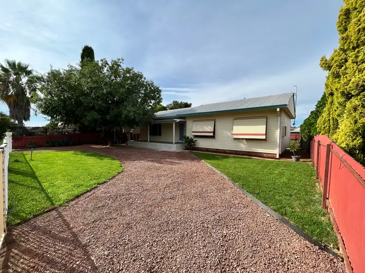 16 Scrivener Street