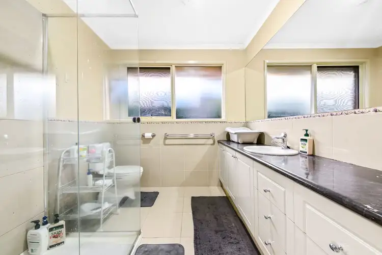 Fourth view of Homely house listing, 11 Sharpe Court, Berwick VIC 3806