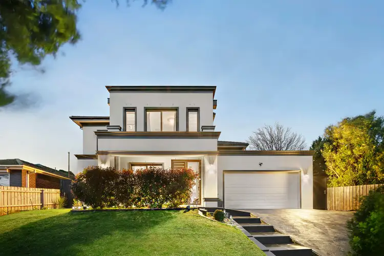 8 Moore Street, Ashwood VIC 3147