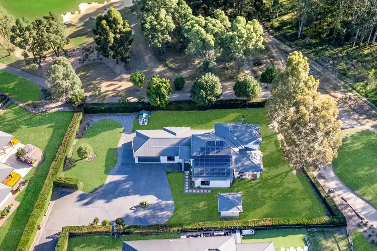 6 Doral Grove