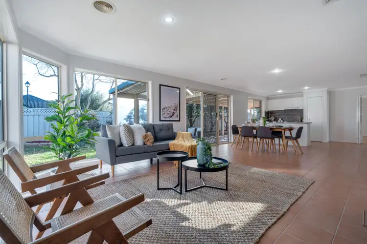 Fifth view of Homely house listing, 2 Waterbury Turn, Craigieburn VIC 3064