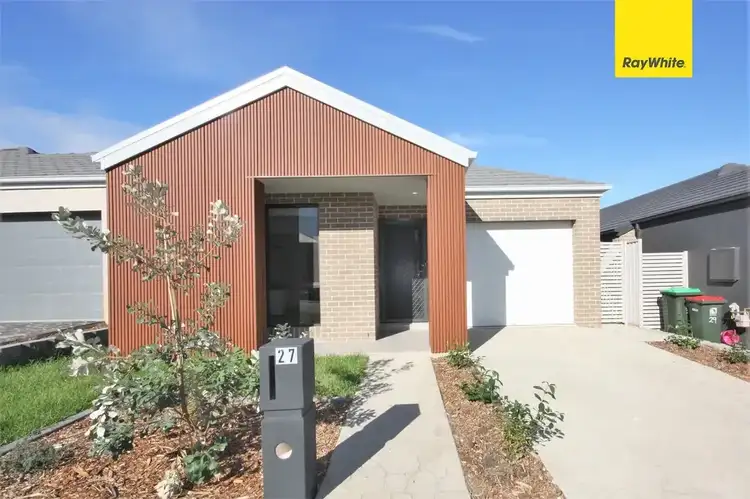 27 Battam Road, Gregory Hills NSW 2557