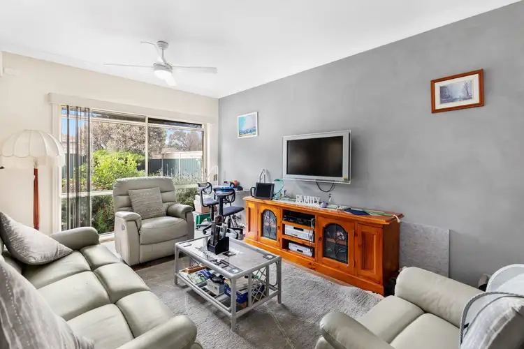 Second view of Homely house listing, 2 Pepino Court, Werribee VIC 3030