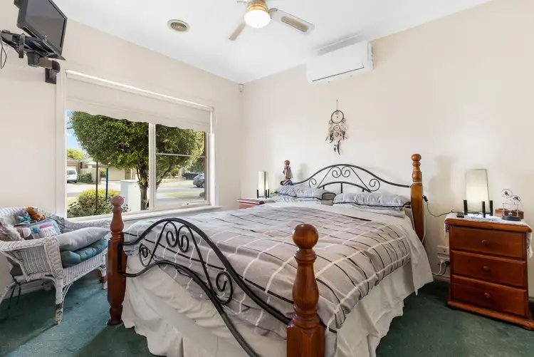 Sixth view of Homely house listing, 2 Pepino Court, Werribee VIC 3030