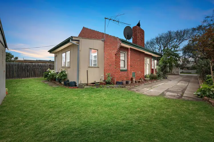 Second view of Homely house listing, 18 Robinsons Road, Seaford VIC 3198
