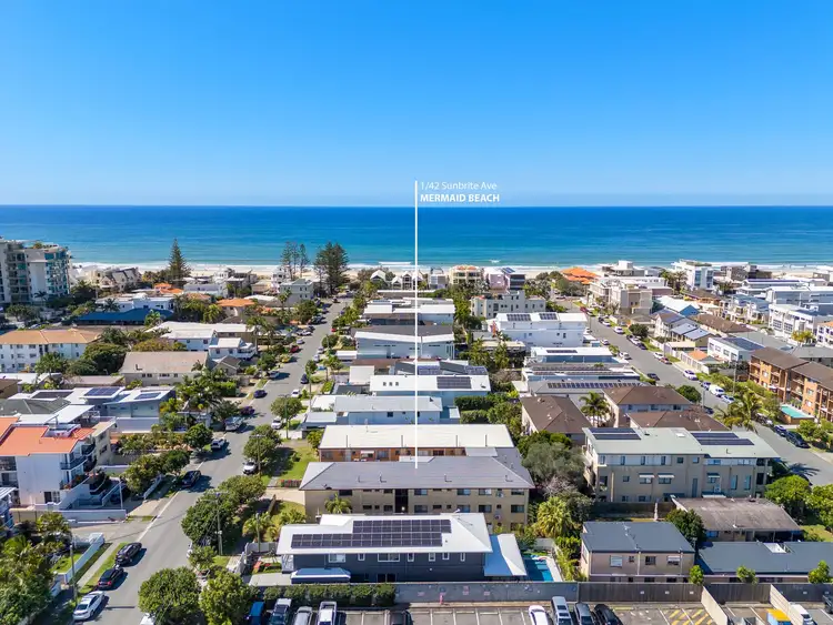1/42 Sunbrite Avenue, Mermaid Beach QLD 4218