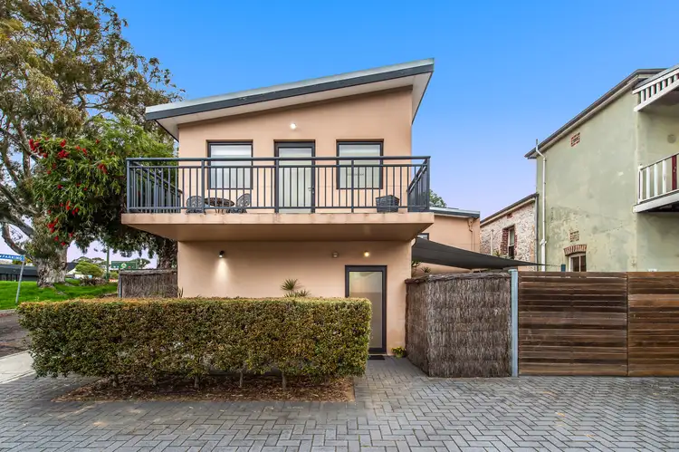 64 Stirling Highway, North Fremantle WA 6159