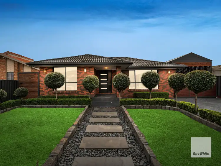 17 Australia Drive, Taylors Lakes VIC 3038