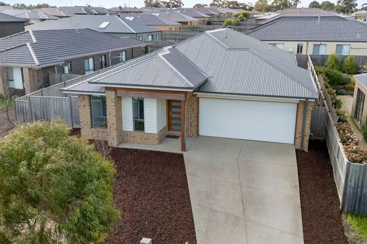 31 Cortina Drive, Winter Valley VIC 3358