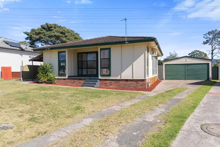 12 Echuca Crescent, Koonawarra NSW 2530