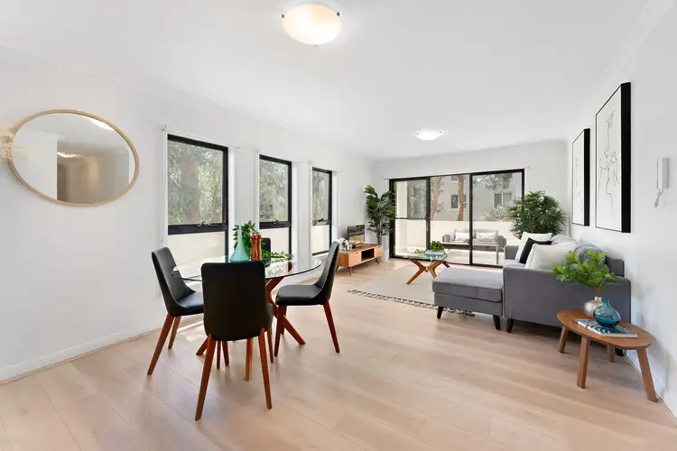 6 Taylors Drive