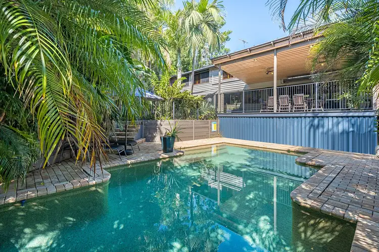 16 Tad Street, Kenmore QLD 4069