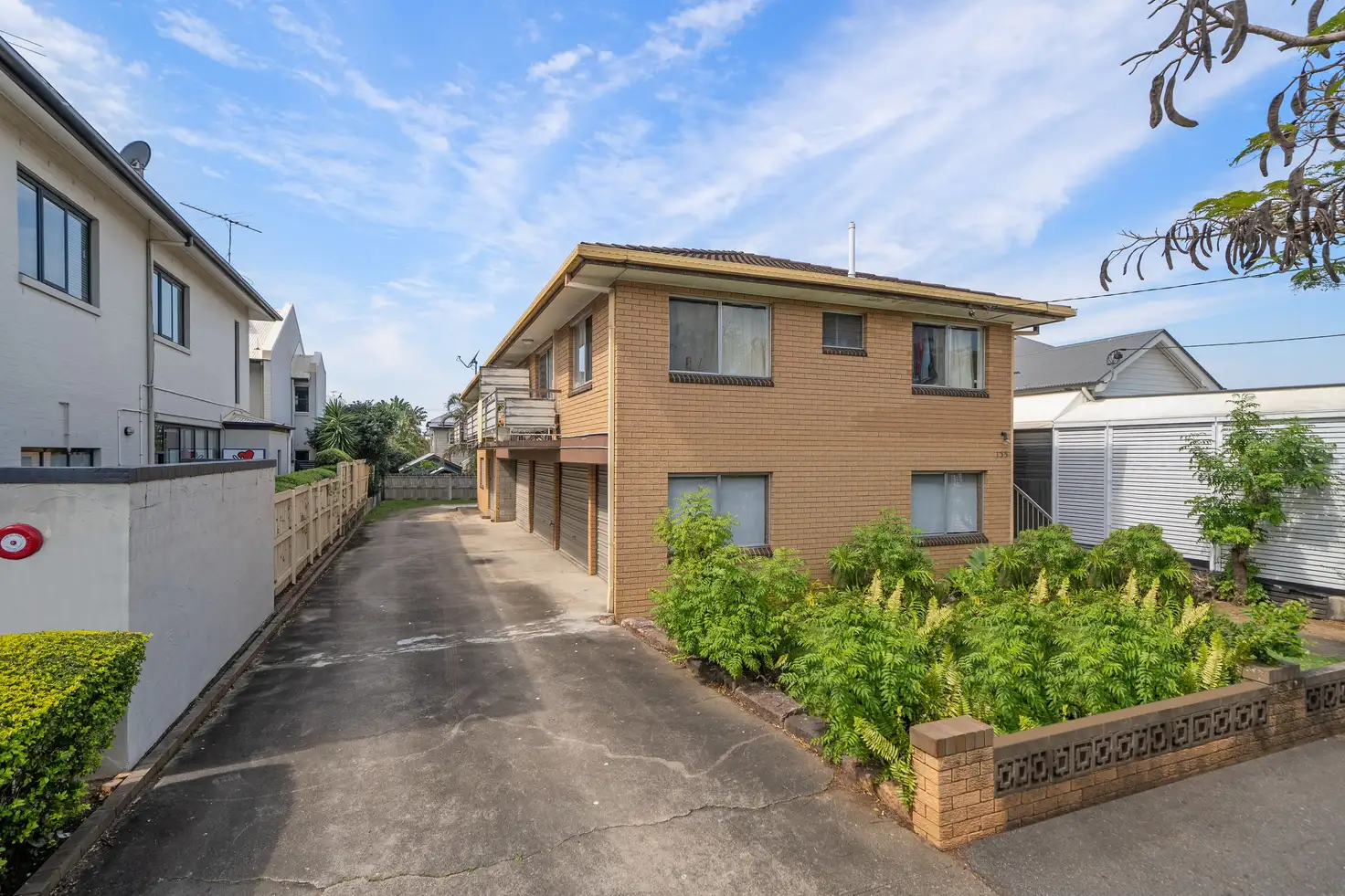 Main view of Homely block of units listing, 1-4/135 Racecourse Road, Ascot QLD 4007
