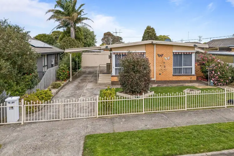 6 Bruce Drive, Sebastopol VIC 3356