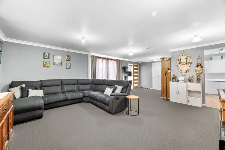Second view of Homely house listing, 9 Quinion Place, Ambarvale NSW 2560