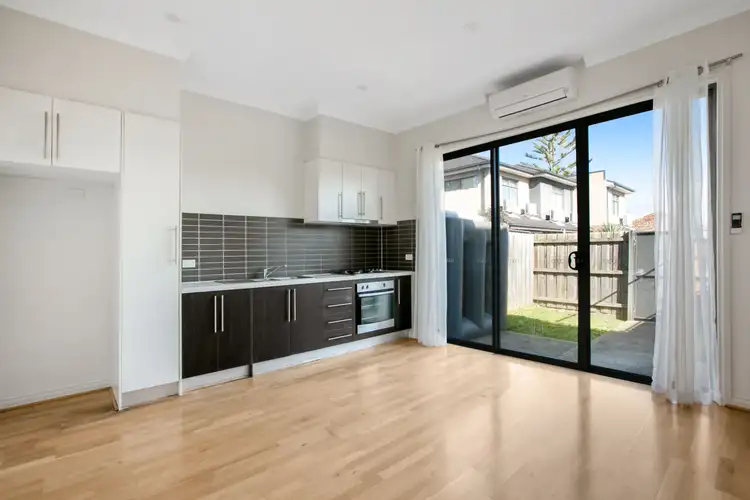 Second view of Homely house listing, 4/977-979 High Street, Reservoir VIC 3073