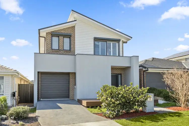13 Pony Drive, Calderwood NSW 2527