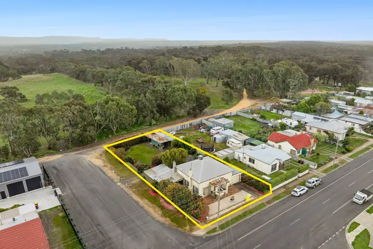 69 Darlington Road, Stawell VIC 3380
