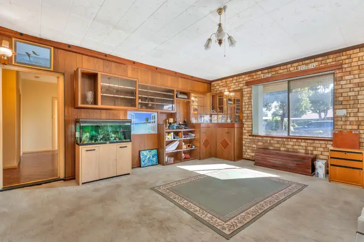 Fifth view of Homely house listing, 10 Broughton Road, Elizabeth Vale SA 5112