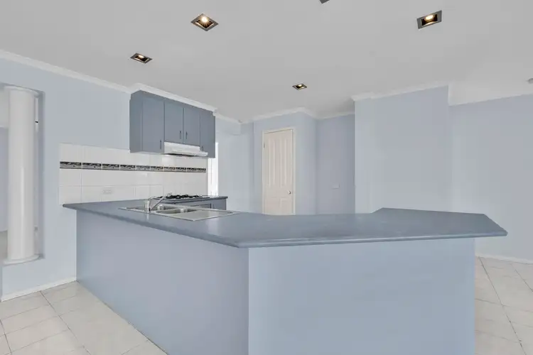 Third view of Homely house listing, 5 Degas Court, Skye VIC 3977