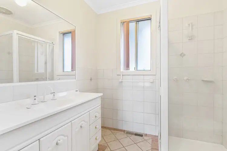 Fifth view of Homely unit listing, 1/41 Southgateway, Langwarrin VIC 3910