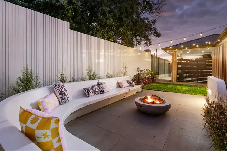 10D Hillview Crescent, South Brighton SA 5048