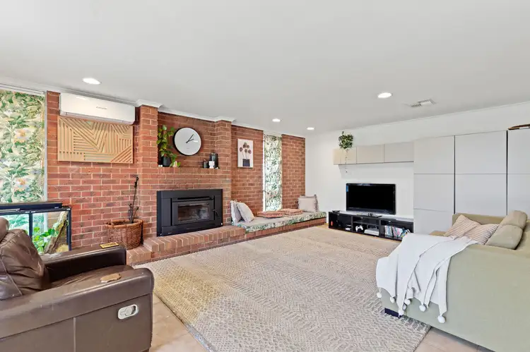 Second view of Homely house listing, 33 Bourke Crescent, Hoppers Crossing VIC 3029