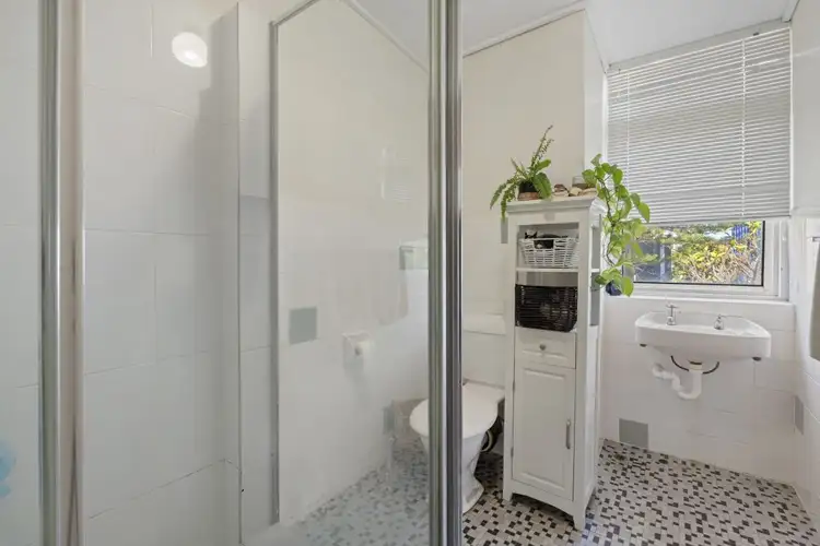 Fourth view of Homely unit listing, 1/15-17 George Avenue, Broadbeach QLD 4218