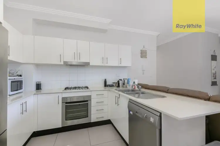 2/5-7 Kleins Road, Northmead NSW 2152