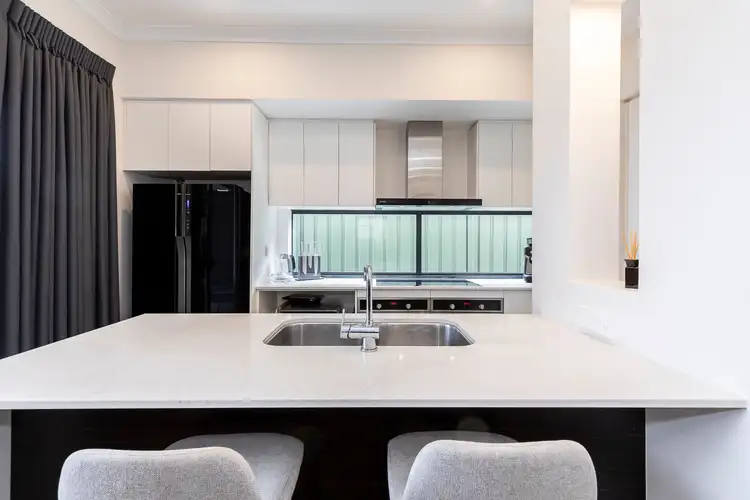 11 Eanun Lane, Joondanna WA 6060