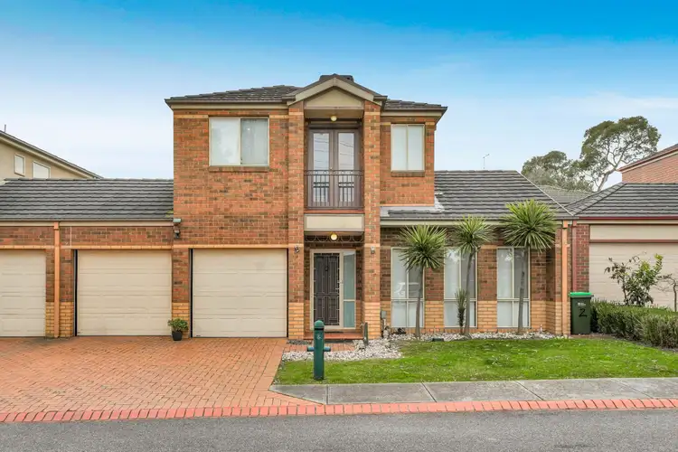 Main view of Homely townhouse listing, 2 Hummingbird Place, South Morang VIC 3752