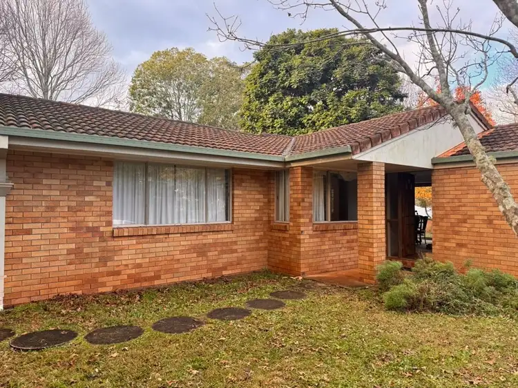 135 Beacon Road, Tamborine Mountain QLD 4272