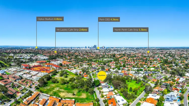 Sixth view of Homely house listing, 15 Pinaster Street, Menora WA 6050