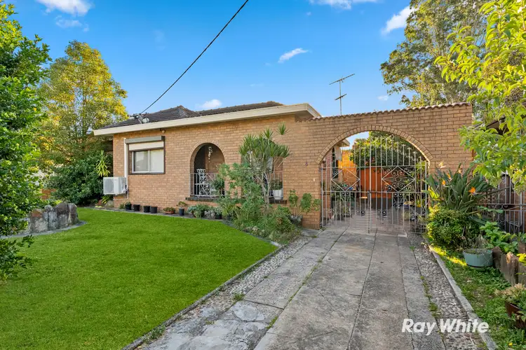 8 Junee Street, Marayong NSW 2148