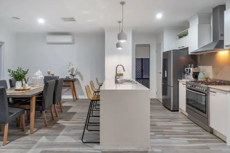 Sixth view of Homely house listing, 17 Creekbridge Street, Craigieburn VIC 3064