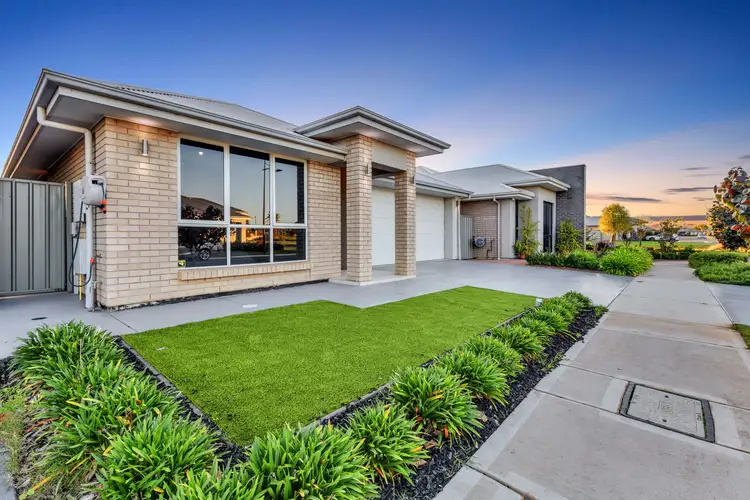 10 Edmund Avenue