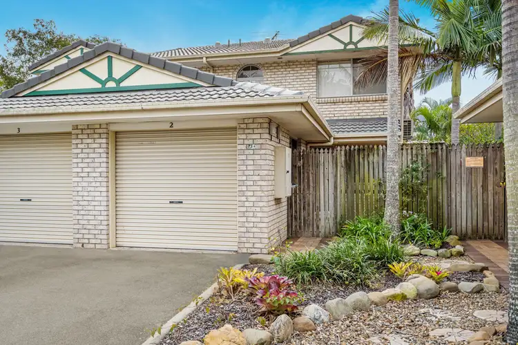 Main view of Homely townhouse listing, 2/9 Lawrence Close, Robertson QLD 4109