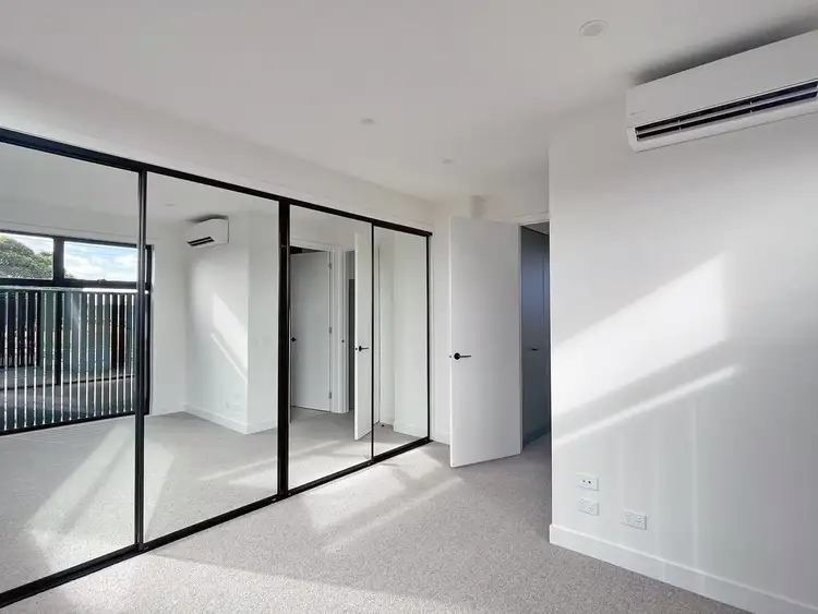 Fourth view of Homely townhouse listing, 8/949 High Street, Reservoir VIC 3073