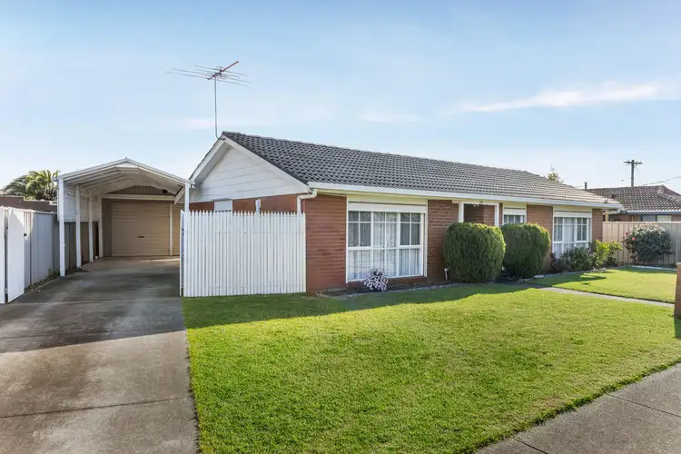 25 Kurrajong Drive, Altona Meadows VIC 3028