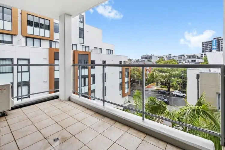 Fifth view of Homely apartment listing, B30/31-37 Pacific Parade, Dee Why NSW 2099