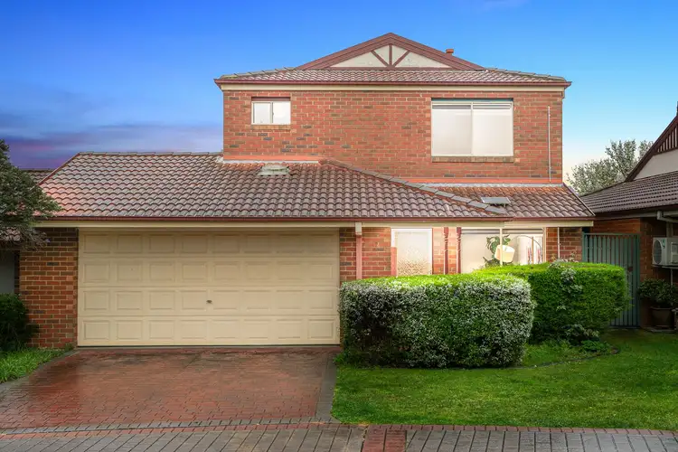 17 Sandon Circuit, Forest Hill VIC 3131