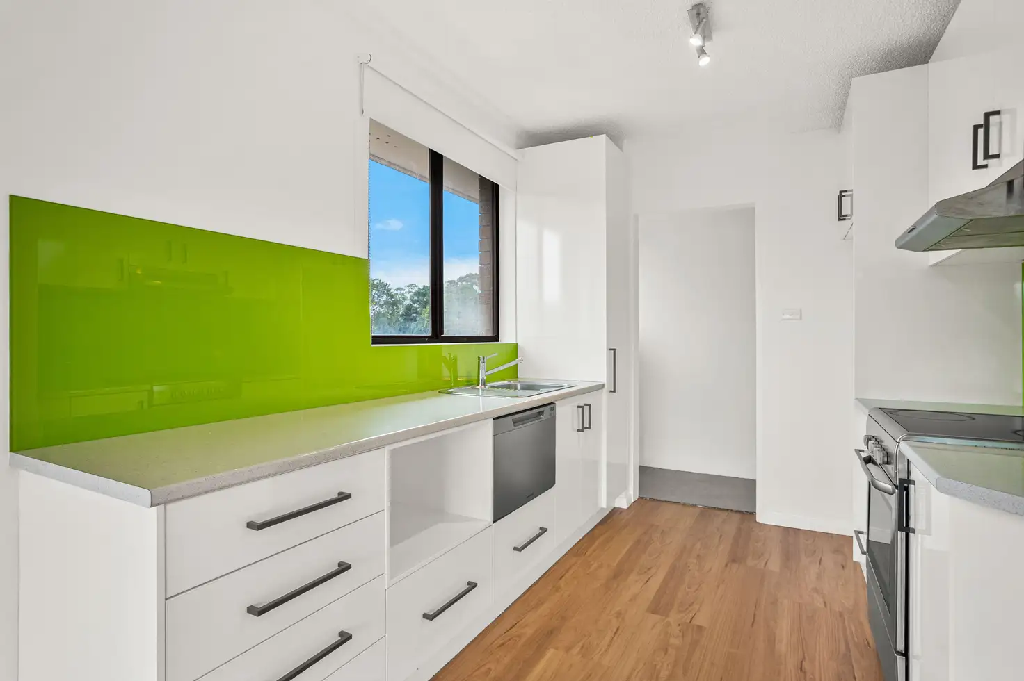 Main view of Homely unit listing, 13/8 Macquarie Street, Wollongong NSW 2500