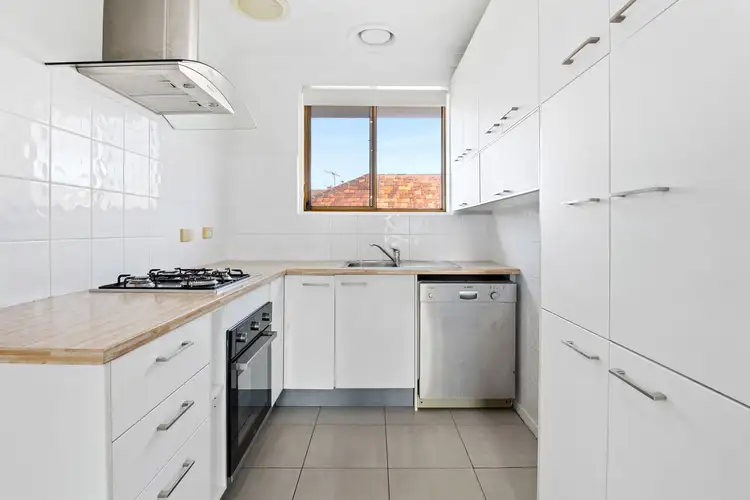 Second view of Homely unit listing, 5/354 Nepean Highway, Frankston VIC 3199