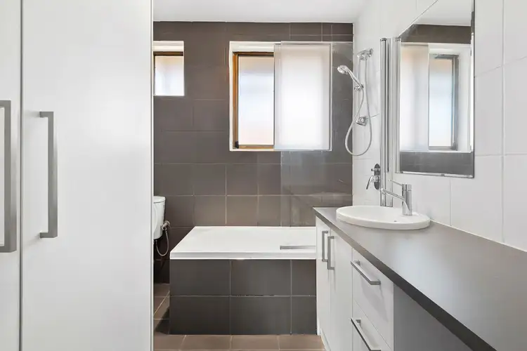 Sixth view of Homely unit listing, 5/354 Nepean Highway, Frankston VIC 3199